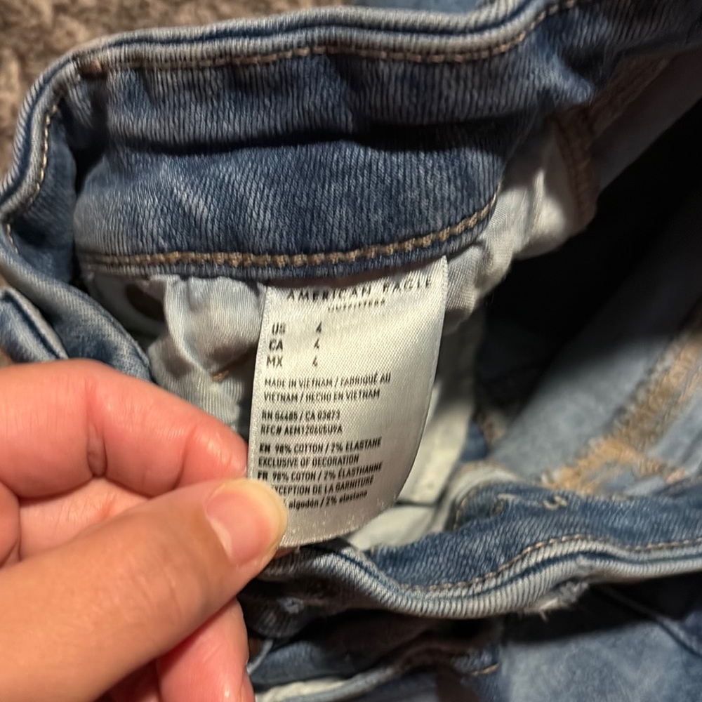 American Eagle Outfitters Denim Cut-Offs - Picture 4 of 8